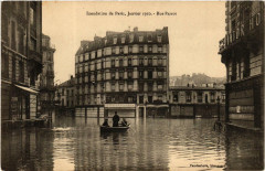 Inondation de Paris 1910. Rue Parrot -
																					75000 Paris
																			