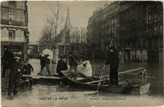 Carte postale ancienne Crue de la Seine - Avenue d'Aumesnil
                                                                     à Paris 12e
                                