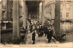 Inondation de Paris 1910. Le Pont de Bateaux du Quai de Passy -
																					75000 Paris
																			