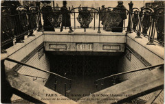 La Grande Crue de la Seine Station du Metro de la rue Caumartin -
													75 Paris
												