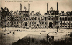 Paris (4e) Hotel de Ville incendie Grande Façade à Paris 4e