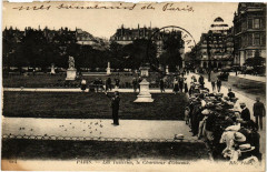 Carte postale ancienne Les Tuileries, le Charmeur d'Oiseaux
                                                                     à Paris 1er
                                