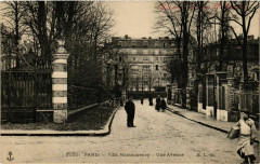Carte postale ancienne Villa Montmorency - Une Avenue
                                                                     à Paris 16e
                                