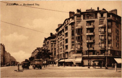 Carte postale ancienne Boulevard Ney
                                                                     à Paris 18e
                                
