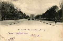 Avenue du Bois de Boulogne à Paris 16e