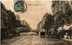 Carte postale ancienne La Rue de Lyon
                                                                     à Paris 12e
                                