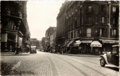 Carrefour de la rue de Charenton et du Boulevard de Reuilly à Paris 12e