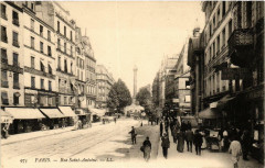 Paris (4e) Rue Saint-Antoine à Paris 4e