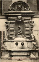 Paris (4e) 23 rue de Turenne. Fontaine de l'hotel e Colbert -
																					75004 Paris 4e
																			