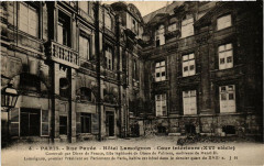Paris (4e) Hotel Lamoignon. Rue Pavée. Cour Intérieure -
																					75004 Paris 4e
																			