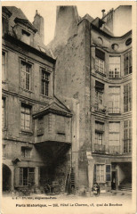 Carte postale ancienne Hôtel Le Charron, 15, quai de Bourbon
                                                                     à Paris 4e
                                