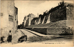 Carte postale ancienne Montmartre - La Rue Cortot
                                                                     à Paris 18e
                                