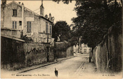 Montmartre - La Rue Norvins à Paris 18e