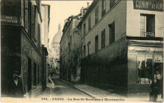 La Rue Saint-Rustique à Montmartre à Paris 18e