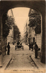 Carte postale ancienne Les Ternes - La Rue Bayen
                                                                     à Paris 17e
                                