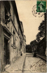 Carte postale ancienne Vieux Montmartre - La Rue Cortot
                                                                     à Paris 18e
                                