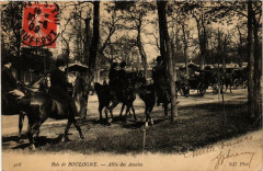 Carte postale ancienne Bois de Boulogne - Allée des Acacias
                                                                     à Paris 16e
                                