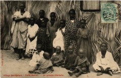 Paris Expo Porte Maillot Village Senegalais Un groupe d'enfants à Paris