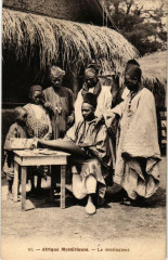Paris Expo Afrique Mysteriuese Le dessinateur à Paris