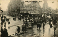 Paris Inondations 1910 Boulevard Diderot devant la Gare de Lyon à Paris