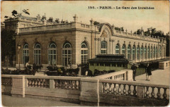 Paris 7e Gare des Invalides à Paris 7e