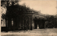 Carte postale ancienne La Gare de Passy
                                                                     à Paris 16e
                                