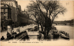 Paris (7e) La gare d'Orleans et la Seine à Paris 7e