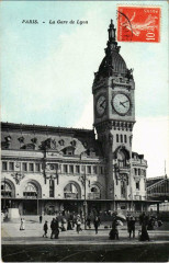 Carte postale ancienne La Gare de Lyon
                                                                     à Paris 12e
                                