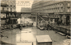 Paris Inonde 131 Place du Havre. Gare Saint-Lazare à Paris