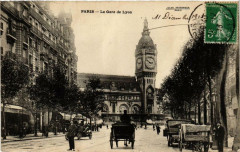 Carte postale ancienne La Gare de Lyon
                                                                     à Paris 12e
                                
