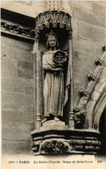 Paris (1e) La Sainte-Chapelle. Statue de Saint-Louis à Paris 1er