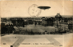 Versailles - L Palais - Vue prise a vol d'oiseau -
																					78000 Versailles
																			