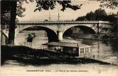 Charenton - Le Ponton des bateaux parisiens -
																					94220 Charenton-le-Pont
																			