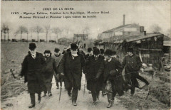 Carte postale ancienne Ivry Fallieres, Briand, Millerand, Lepine Crue de la Seine 1910
                                                                     à Ivry-sur-Seine
                                