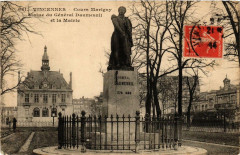 Vincennes Cours Marigny Statue du Général Daumesnil la Mairie -
																					94300 Vincennes
																			