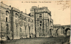 Fort de Vincennes Vue des Fossés Sud à Vincennes