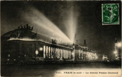 Paris 8e la Nuit - Le Grand Palais à Paris 8e