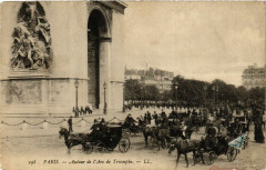 Paris 8e - Antour de l'Arc de Triomphe à Paris 8e