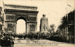 Paris 8e - Le Defile de la Victoire à Paris 8e