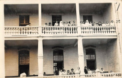 Berck Plage Carte Photo Sanatorium De L'Oise Sur Le Balcon (Goubert Phot à Berck