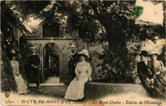 Saint-Cyr-au-Mont-d'Or - Le Mont-Cindre - Entrée de l'Ermitage -
																					69450 Saint-Cyr-au-Mont-d'Or
																			
