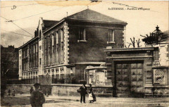 Saint-Etienne Pavillon d'Urgence à Saint-Étienne