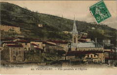 Valfleury Vue générale et l'Eglise à Valfleury