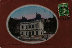 Vienne - Le nouvel Hotel de la Caisse d'Epargne à Vienne