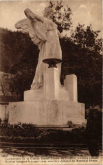 Vienne - Le Monument élevé a la mémoire à Vienne