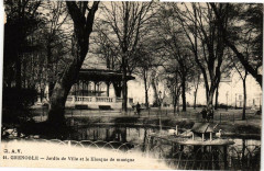 Grenoble - Jardin de Ville et le Kiosque de musique à Grenoble