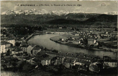 Grenoble L'Ile Verte la Tronche et la Chaine des Alpes à Grenoble