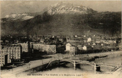 Grenoble - Vue générale et le Moucherotte (1906 m) à Grenoble