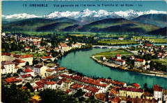 Grenoble Vue générale de l'Ile Verte à Grenoble