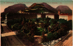 Grenoble La Place Victor-Hugo à Grenoble